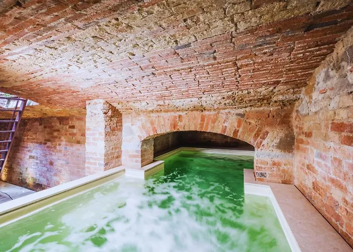 Countryhouse Con Piscina Riscaldata Vicina Al Centro