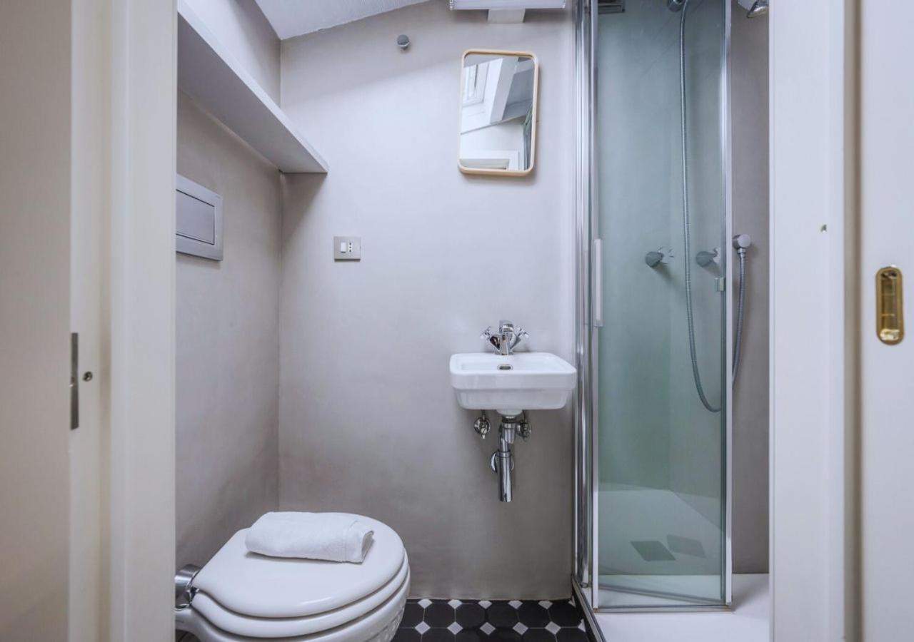 Con Piscina Riscaldata Vicina Al Centro Villa