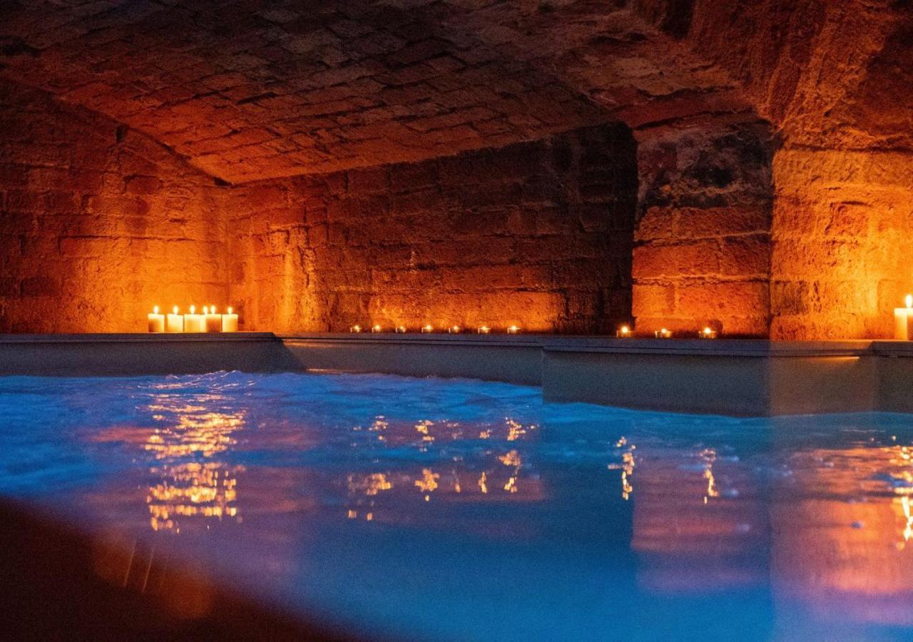 Con Piscina Riscaldata Vicina Al Centro Villa