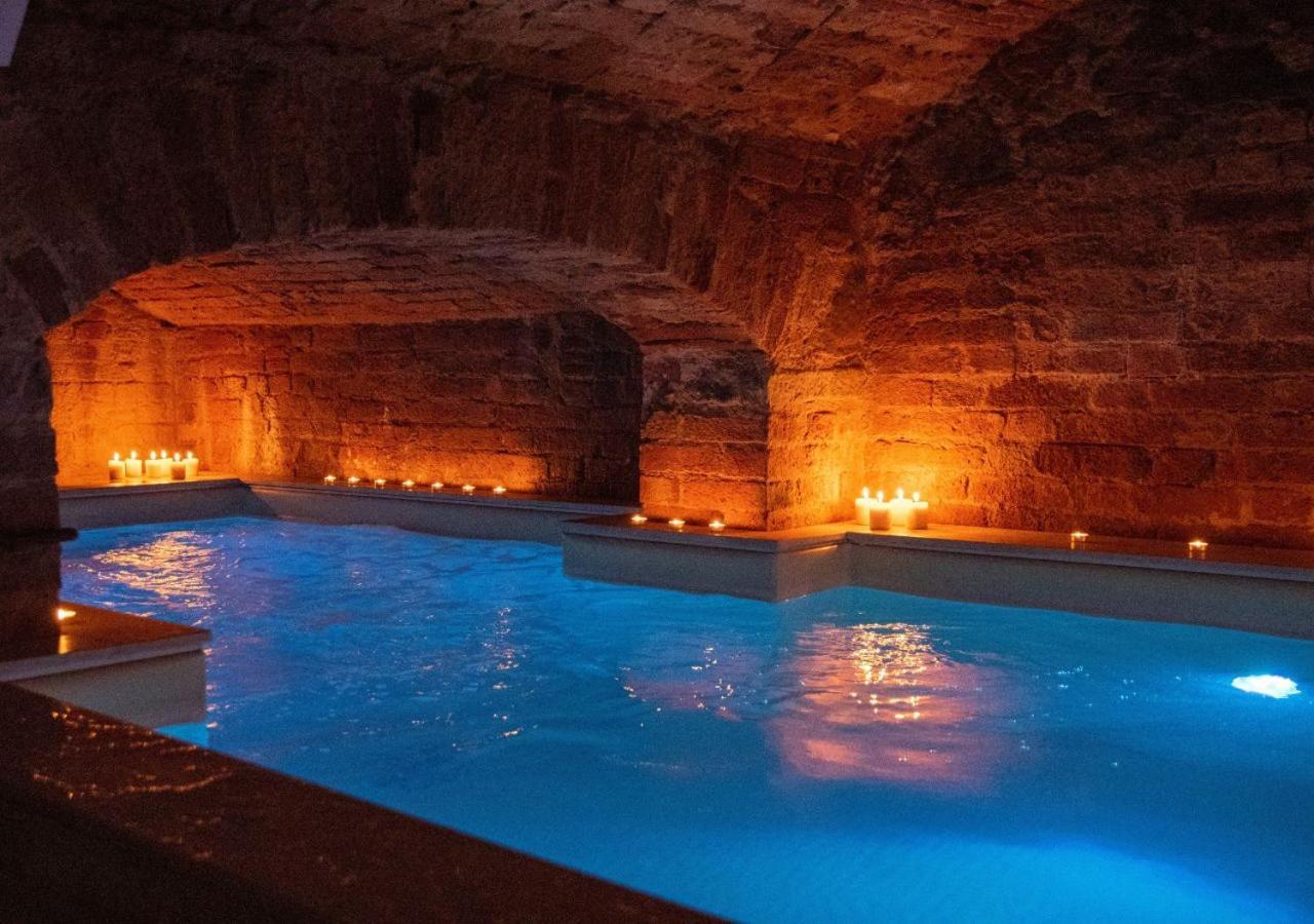 Con Piscina Riscaldata Vicina Al Centro Villa